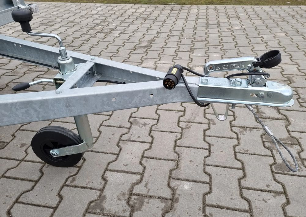 Novu Plato prikolica ZASŁAW 265T | 265 x 132 / 750 kg/ 2 osie / lekka przyczepa skrzyniowa: slika 12 Novu Plato prikolica ZASŁAW 265T | 265 x 132 / 750 kg/ 2 osie / lekka przyczepa skrzyniowa: slika 12