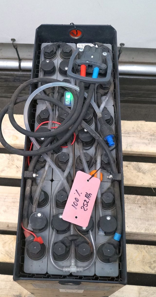 Jungheinrich unknown | Battery 24 2PZS250 year 2022 weight 212 kg sn. 203453 out - Baterija za Oprema za rukovanje materijalima: slika 2 Jungheinrich unknown | Battery 24 2PZS250 year 2022 weight 212 kg sn. 203453 out - Baterija za Oprema za rukovanje materijalima: slika 2