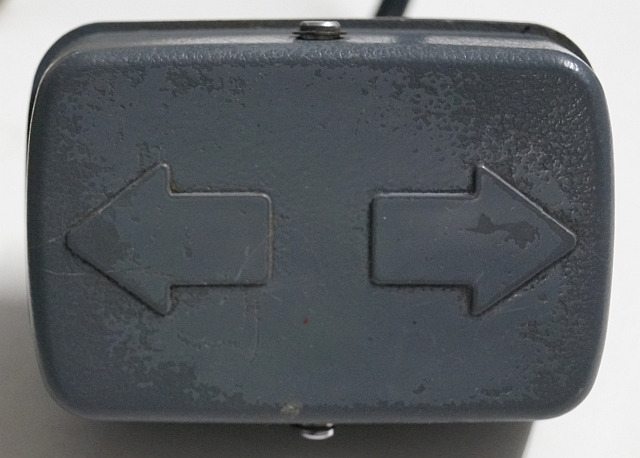 Toyota/BT 33510-12400-71 | Directional switch from 6FBRE12 yea 1998 - Električni sistem za Oprema za rukovanje materijalima: slika 1 Toyota/BT 33510-12400-71 | Directional switch from 6FBRE12 yea 1998 - Električni sistem za Oprema za rukovanje materijalima: slika 1