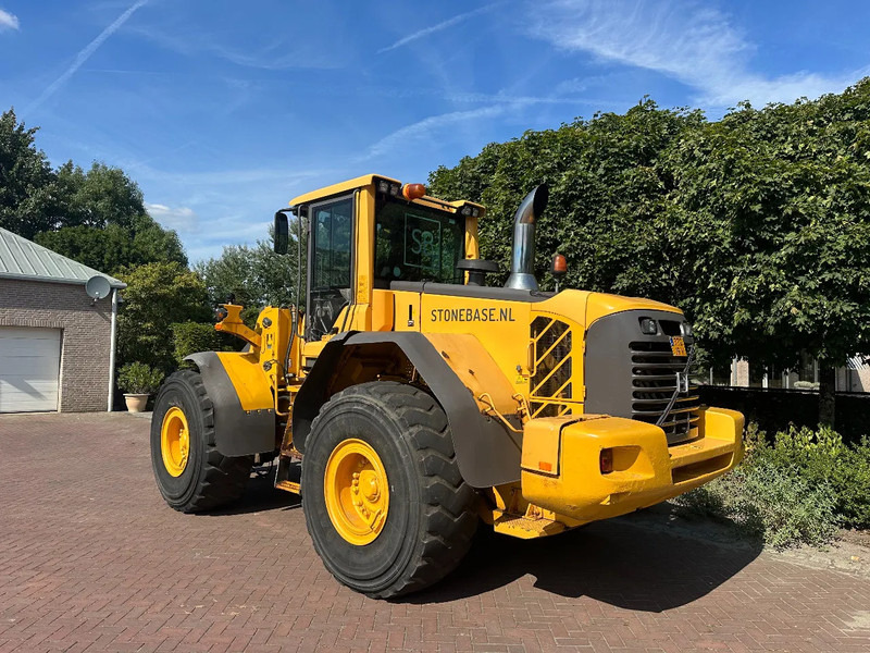 Volvo L120 F - Utovarivač točkaš: slika 2 Volvo L120 F - Utovarivač točkaš: slika 2