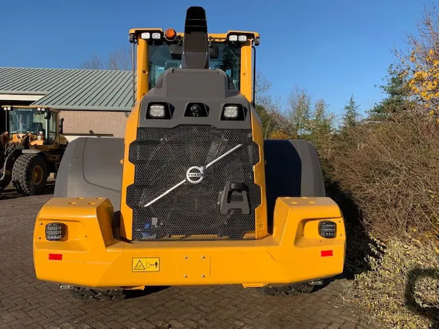Volvo L90 H2 2025 Michelin 650/65 - Utovarivač točkaš: slika 3 Volvo L90 H2 2025 Michelin 650/65 - Utovarivač točkaš: slika 3