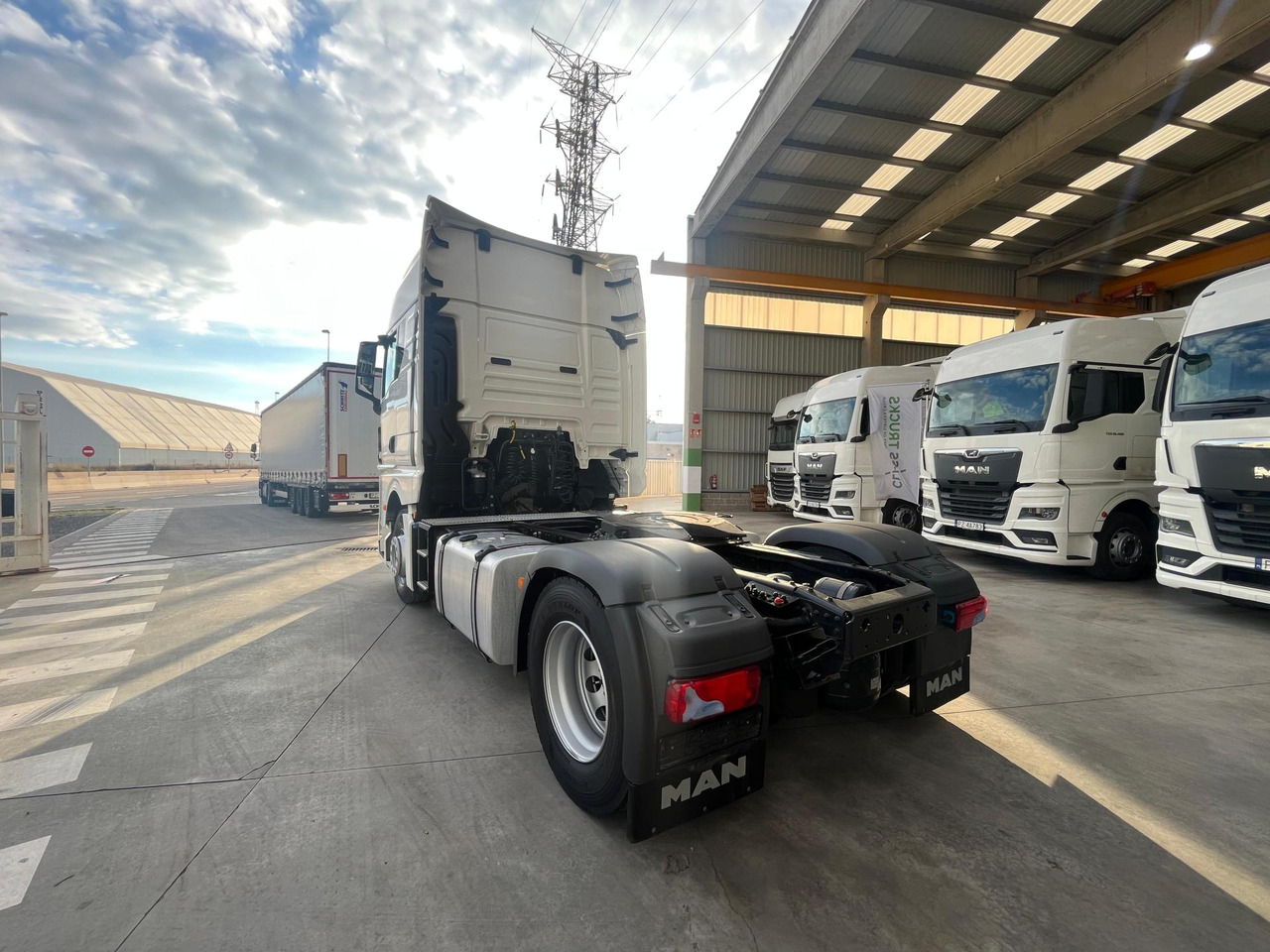MAN TGX 18.510 GM Retarder - Tegljač: slika 3 MAN TGX 18.510 GM Retarder - Tegljač: slika 3