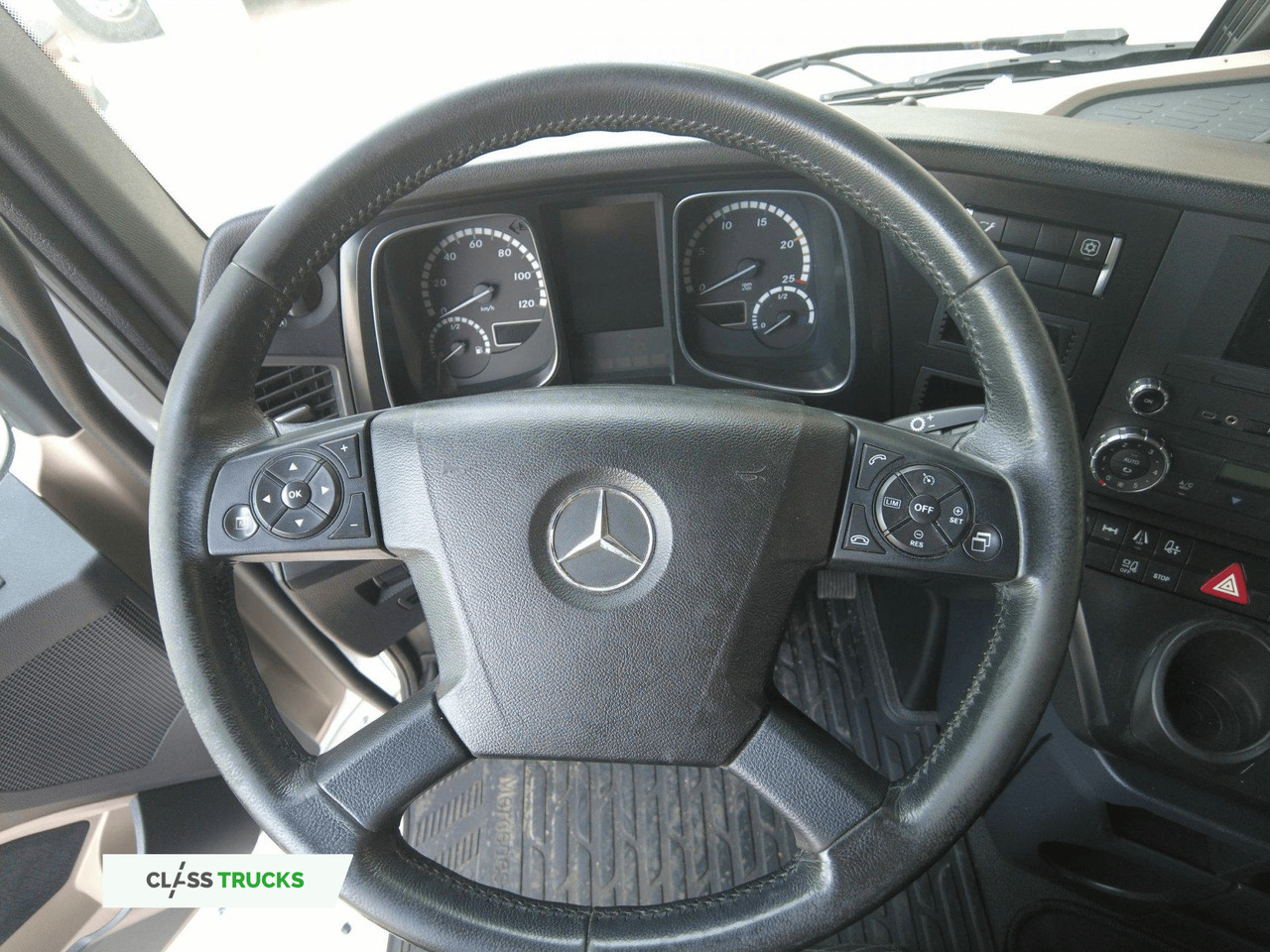 Tegljač Mercedes-Benz Actros 5 1845 BigSpace: slika 6 Tegljač Mercedes-Benz Actros 5 1845 BigSpace: slika 6