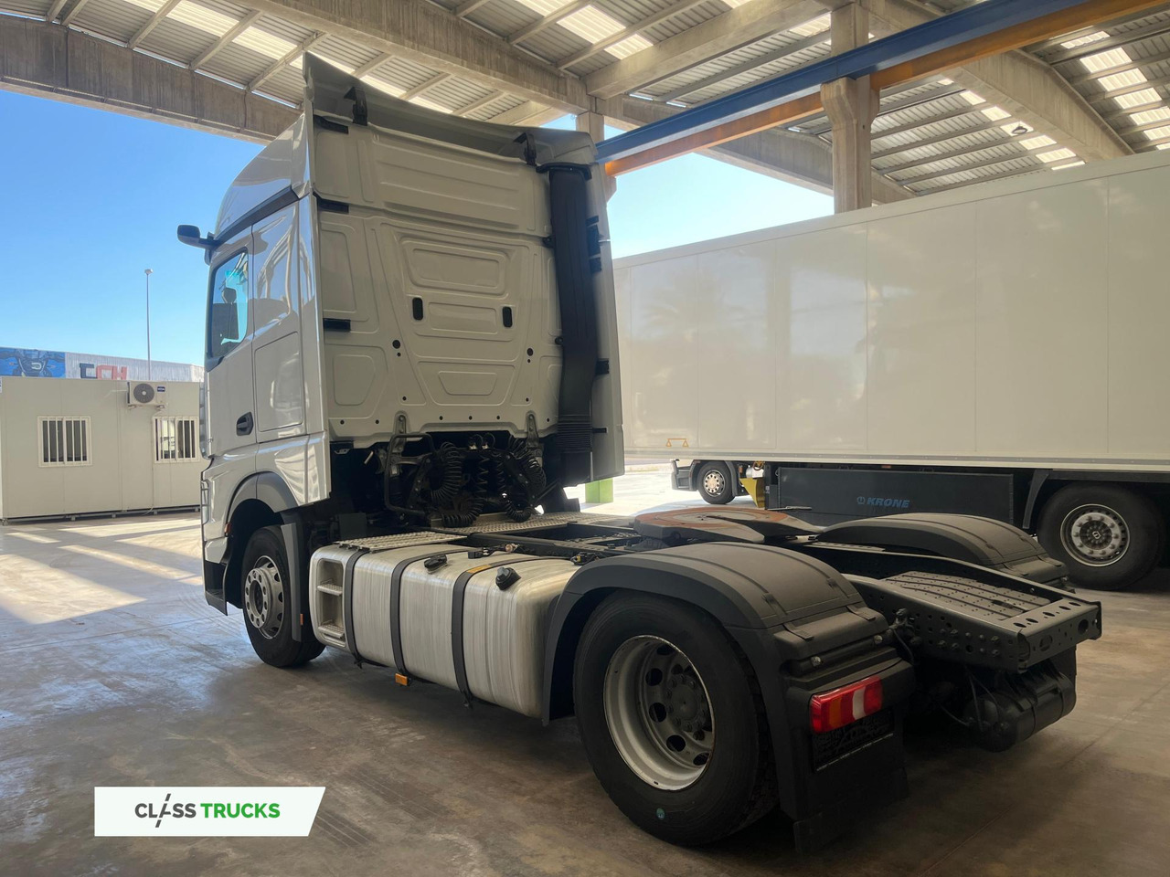Mercedes-Benz Actros 5 1845 BigSpace - Tegljač: slika 4 Mercedes-Benz Actros 5 1845 BigSpace - Tegljač: slika 4