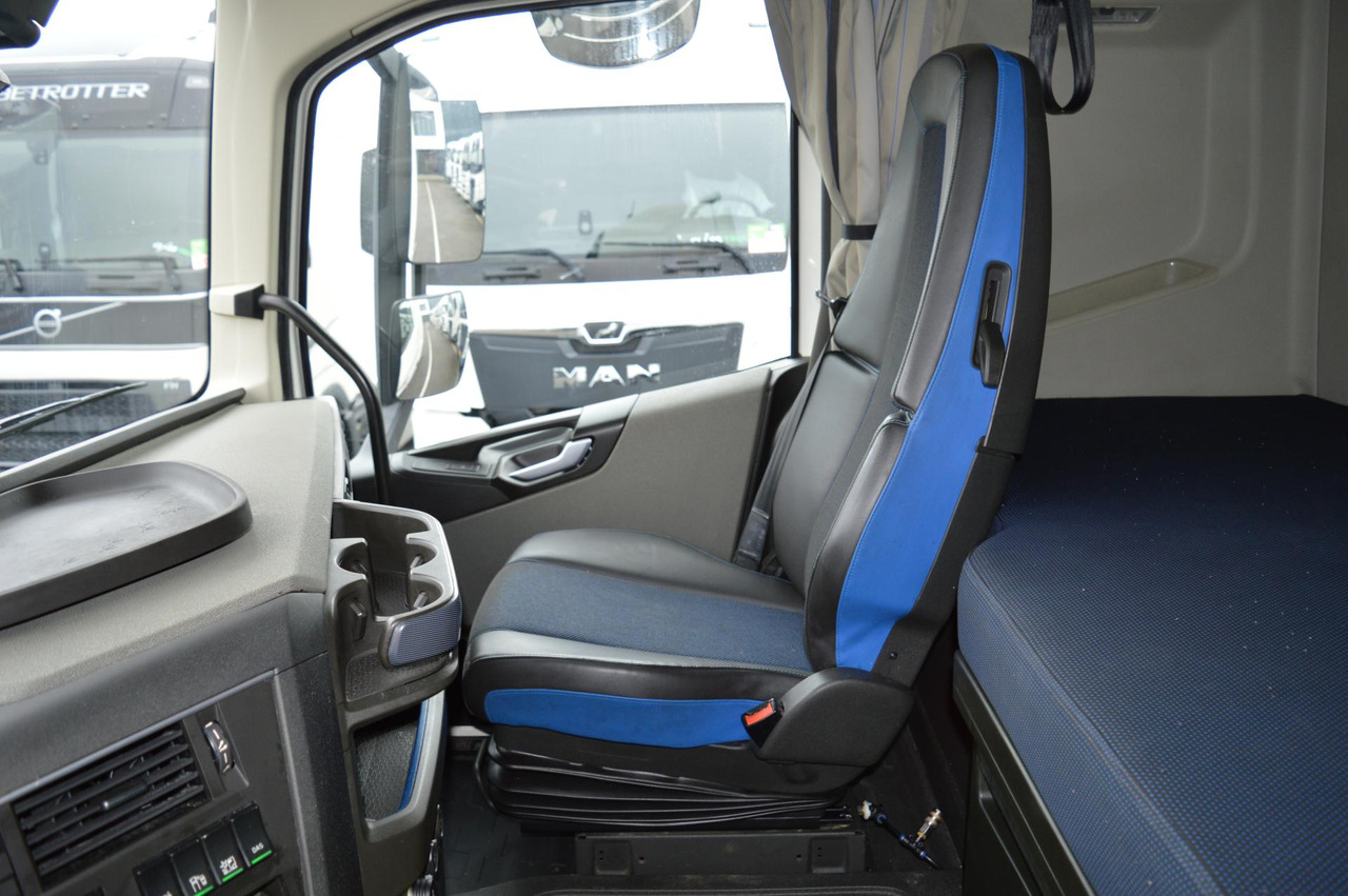 Tegljač Volvo FH 500 Globetrotter XL: slika 10