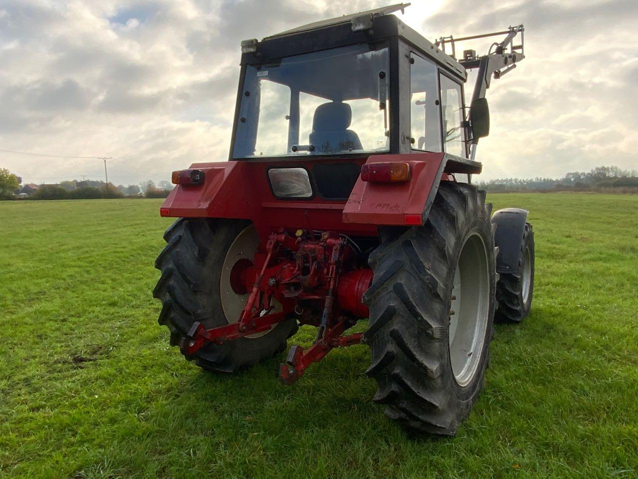 Case-IH 955 - Traktor: slika 3 Case-IH 955 - Traktor: slika 3