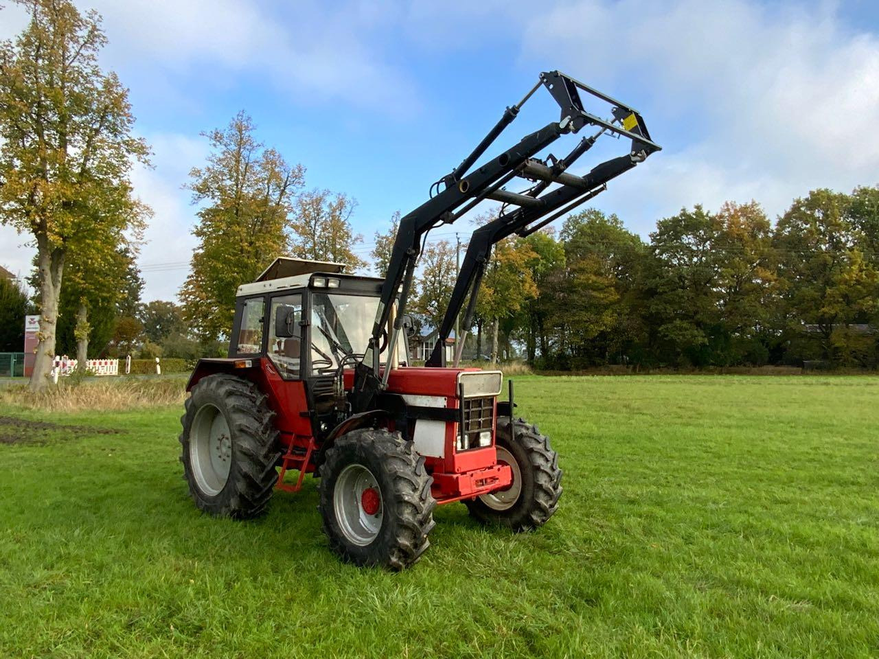 Case-IH 955 - Traktor: slika 2 Case-IH 955 - Traktor: slika 2