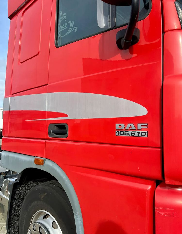 DAF XF105.510 | 6x2 | Pod zabudowę |Os podnoszona i skrętna | Retarder | Webasto | Klimatyzacja - Kamion sa golom šasijom i zatvorenom kabinom: slika 4 DAF XF105.510 | 6x2 | Pod zabudowę |Os podnoszona i skrętna | Retarder | Webasto | Klimatyzacja - Kamion sa golom šasijom i zatvorenom kabinom: slika 4