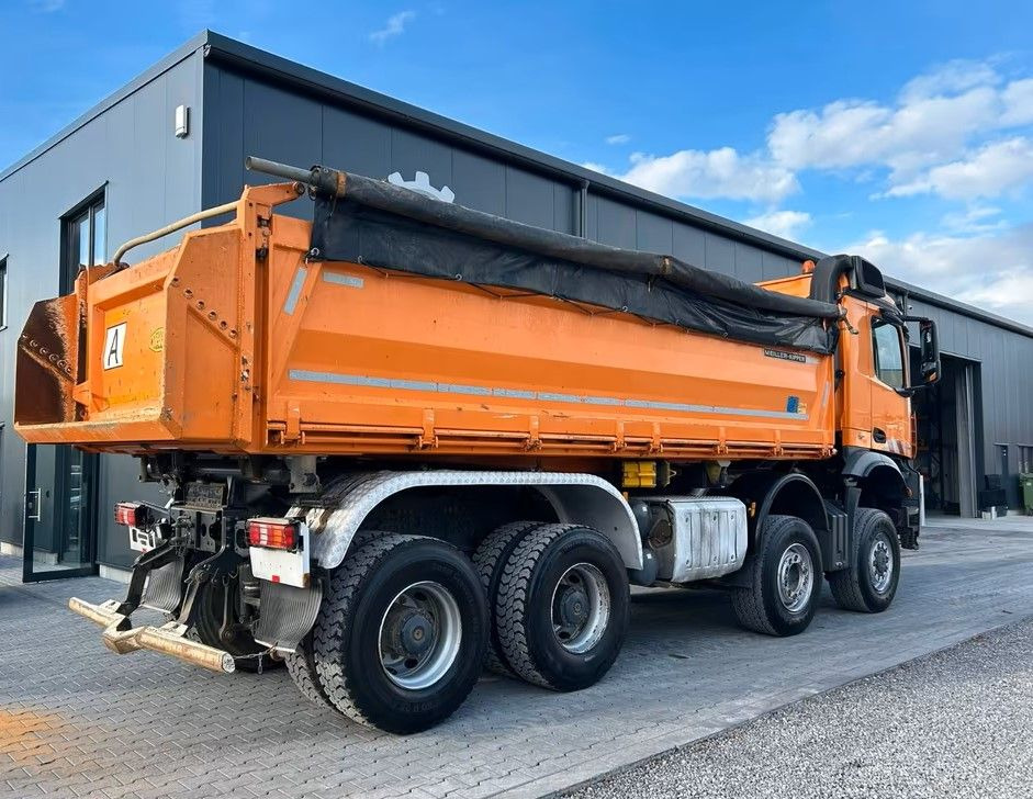 Mercedes-Benz 4145 / 8x6 / Wywrotka trójstronna Meiller Bordmatik manual / Euro 6 / Retarder / 440 000 km! - Istovarivač: slika 2 Mercedes-Benz 4145 / 8x6 / Wywrotka trójstronna Meiller Bordmatik manual / Euro 6 / Retarder / 440 000 km! - Istovarivač: slika 2