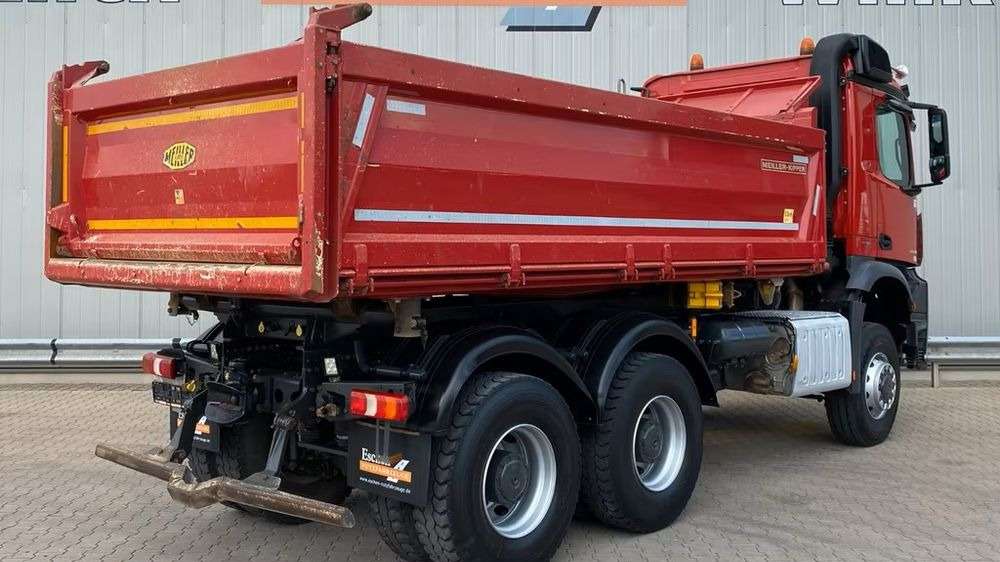 Istovarivač Mercedes-Benz Arocs 3345 | 6x6 Allrad | Wywrotka MEILLER Bordmatik | Euro 6 |: slika 6 Istovarivač Mercedes-Benz Arocs 3345 | 6x6 Allrad | Wywrotka MEILLER Bordmatik | Euro 6 |: slika 6
