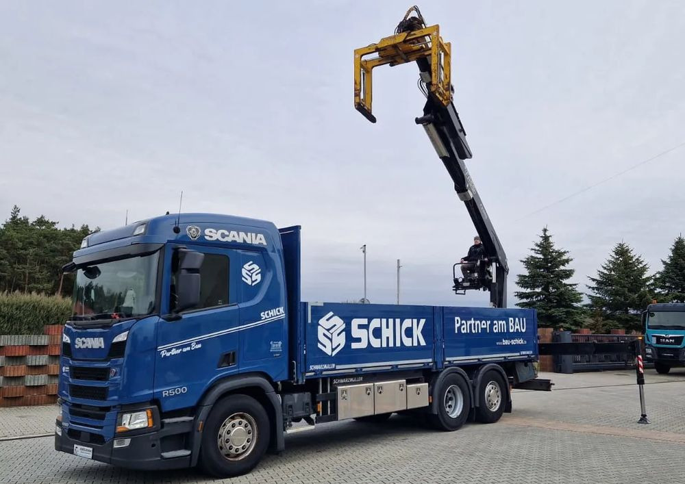 Scania Scania/ R 500/ 6x2 /Fassi F 215 AS - Kamion sa tovarnim sandukom, Kamion sa dizalicom: slika 1 Scania Scania/ R 500/ 6x2 /Fassi F 215 AS - Kamion sa tovarnim sandukom, Kamion sa dizalicom: slika 1