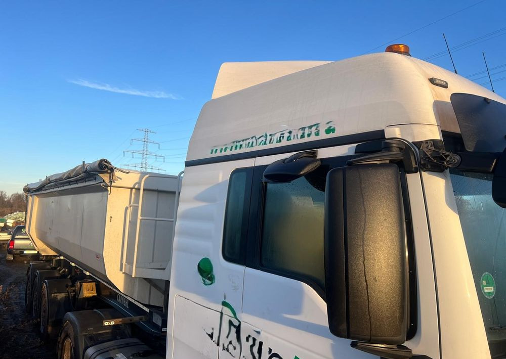 MAN TGX 500 KM (2017) / EURO 6 + Naczepa wywrotka 3-osiowa CARNEHL (2021) / oś podnoszona - Tegljač, Poluprikolica istovarivača: slika 2 MAN TGX 500 KM (2017) / EURO 6 + Naczepa wywrotka 3-osiowa CARNEHL (2021) / oś podnoszona - Tegljač, Poluprikolica istovarivača: slika 2