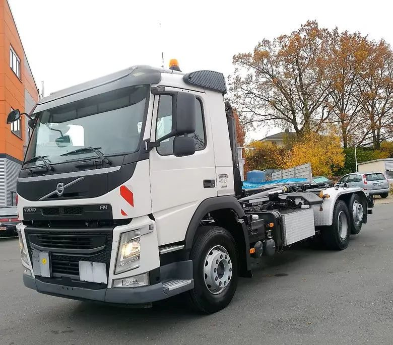 Volvo FM 410 • 6x2 • Meiller z systemem HDS (roll-off) • Euro 6 • Przebieg 251235 km • - Kamion sa hidrauličnom kukom: slika 3 Volvo FM 410 • 6x2 • Meiller z systemem HDS (roll-off) • Euro 6 • Przebieg 251235 km • - Kamion sa hidrauličnom kukom: slika 3
