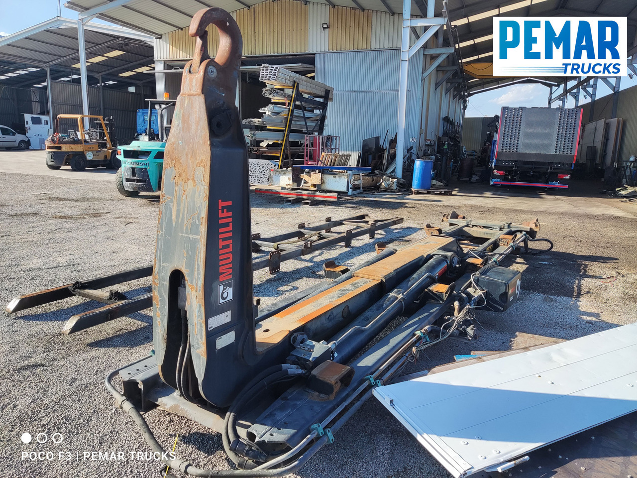 EQUIPOS HIAB MULTILIFT 21T BRAZO ARTICULADO - Instrument/ Oprema: slika 4 EQUIPOS HIAB MULTILIFT 21T BRAZO ARTICULADO - Instrument/ Oprema: slika 4