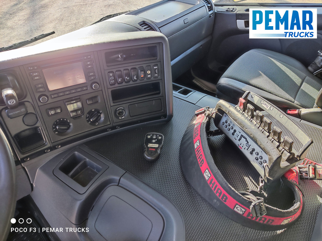 Kamion sa dizalicom SCANIA P 250 GRUA CAJA FIJA: slika 29 Kamion sa dizalicom SCANIA P 250 GRUA CAJA FIJA: slika 29