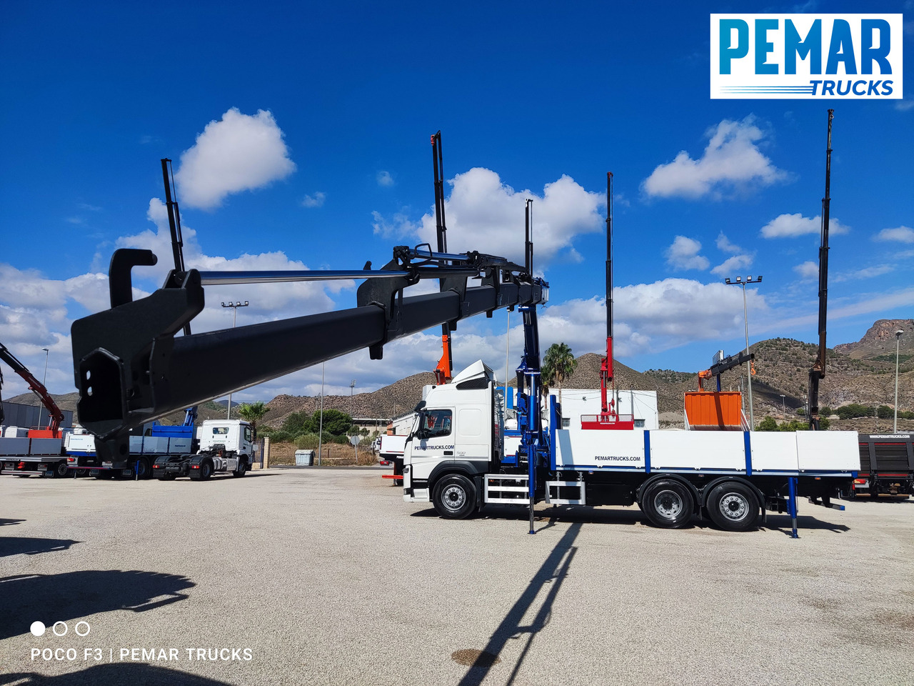 Kamion sa dizalicom VOLVO FM 500 6X2 GRUA CAJA FIJA: slika 9
