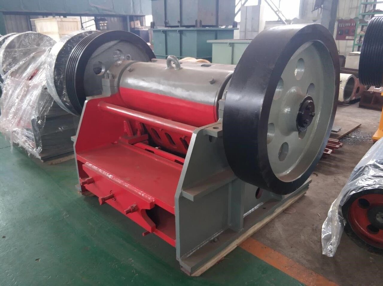 Kinglink PEX1047 Jaw Crusher in stock for aggregates crushing - Čeljusna drobilica: slika 4 Kinglink PEX1047 Jaw Crusher in stock for aggregates crushing - Čeljusna drobilica: slika 4