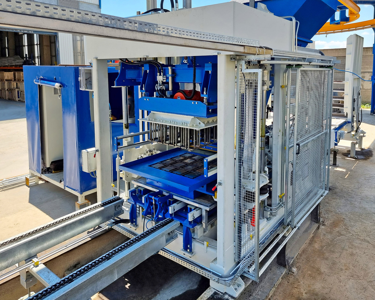 ELKON Elkoblock-25 Block Making Machine - Vibro presa za betonske blokove: slika 3 ELKON Elkoblock-25 Block Making Machine - Vibro presa za betonske blokove: slika 3
