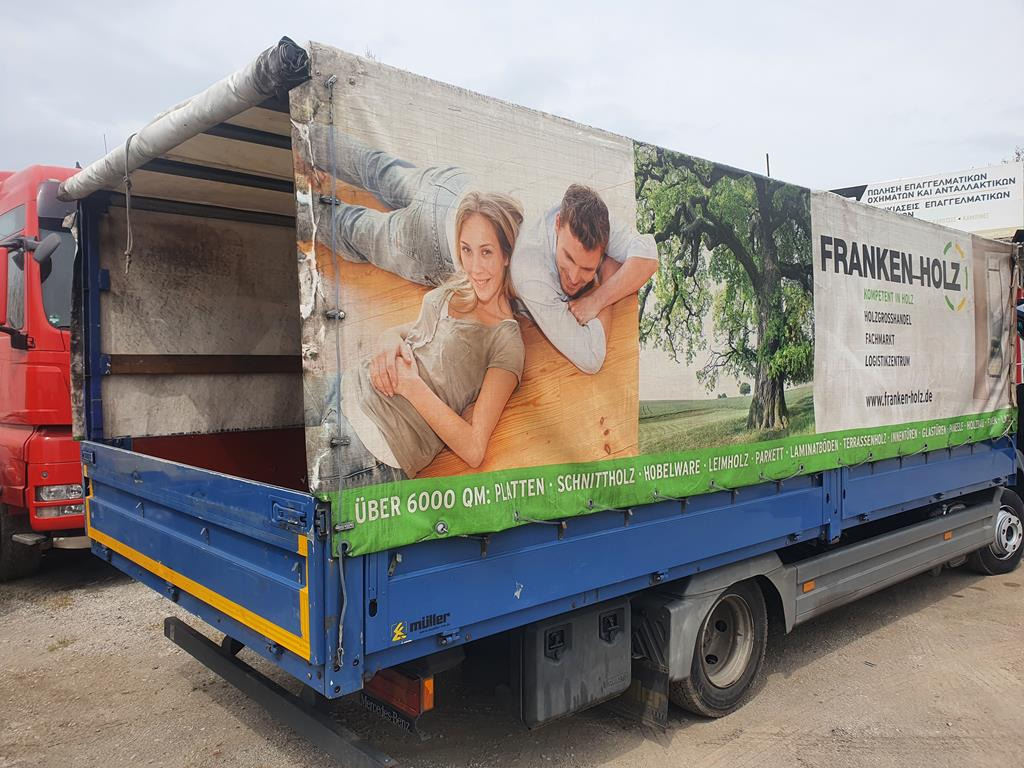 6,15m x 2,47m x 1,80 m - Promenjivo telo sa ceradom: slika 1 6,15m x 2,47m x 1,80 m - Promenjivo telo sa ceradom: slika 1