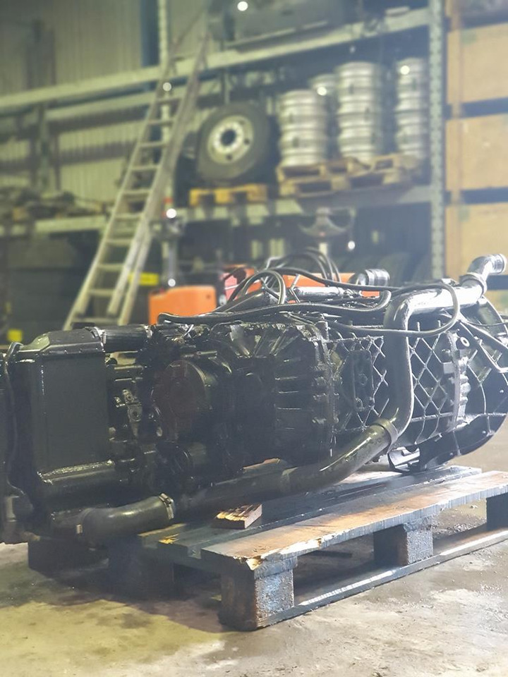 MAN TGA 16 S 2221 TD WITH INTARDER - Menjač za Kamion: slika 4 MAN TGA 16 S 2221 TD WITH INTARDER - Menjač za Kamion: slika 4