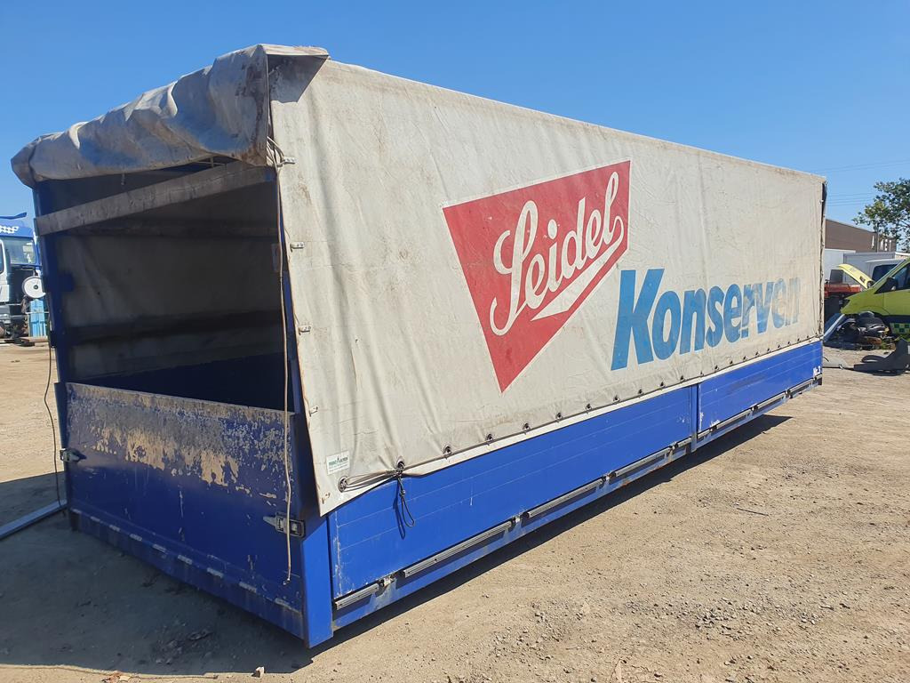 MEASUREMENTS - 7,15m - 2,47m - 2,30m - Promenjivo telo sa ceradom: slika 3 MEASUREMENTS - 7,15m - 2,47m - 2,30m - Promenjivo telo sa ceradom: slika 3