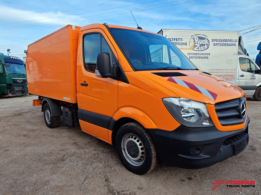MERCEDES-BENZ 311 – TIPPER – RIGHT HAND DRIVE (RHD) - Dostavno vozilo kiper: slika 4 MERCEDES-BENZ 311 – TIPPER – RIGHT HAND DRIVE (RHD) - Dostavno vozilo kiper: slika 4