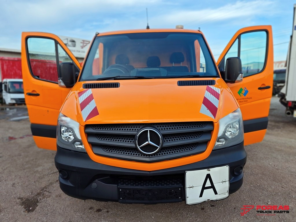 MERCEDES-BENZ 311 – TIPPER – RIGHT HAND DRIVE (RHD) - Dostavno vozilo kiper: slika 3 MERCEDES-BENZ 311 – TIPPER – RIGHT HAND DRIVE (RHD) - Dostavno vozilo kiper: slika 3