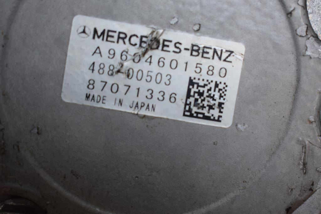 MERCEDES-BENZ ACTROS MP4 - Upravljačka pumpa za Kamion: slika 4 MERCEDES-BENZ ACTROS MP4 - Upravljačka pumpa za Kamion: slika 4
