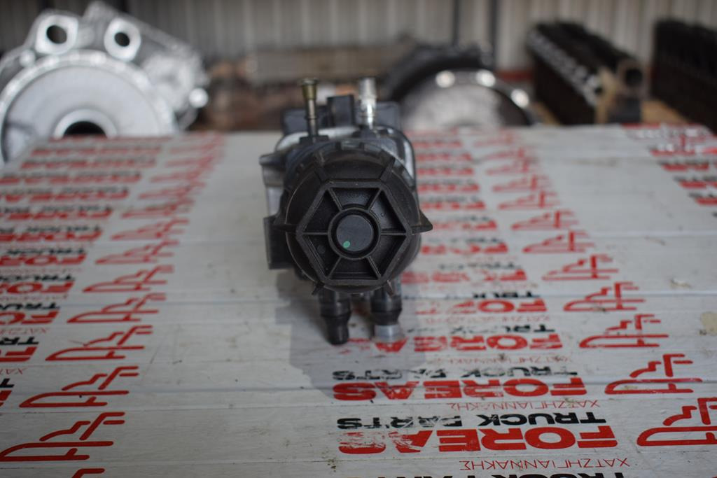 MERCEDES-BENZ ADBLUE SUPPLY PUMP FOR ACTROS MP4 - Izduvni sistem za Kamion: slika 2 MERCEDES-BENZ ADBLUE SUPPLY PUMP FOR ACTROS MP4 - Izduvni sistem za Kamion: slika 2
