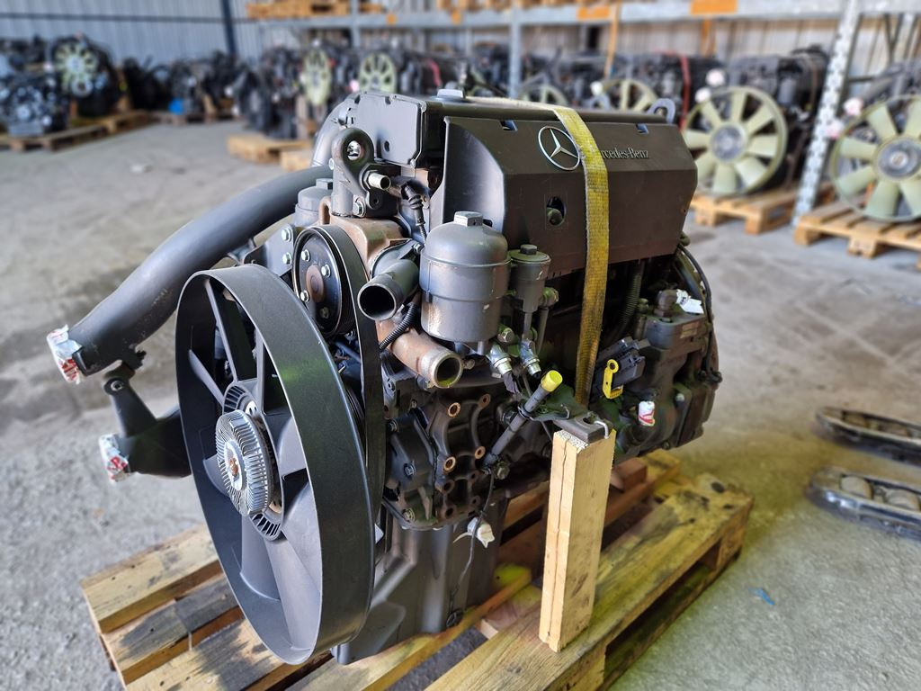 MERCEDES-BENZ ATEGO 220HP EURO 5 - REFURBISHED - Motor za Kamion: slika 1 MERCEDES-BENZ ATEGO 220HP EURO 5 - REFURBISHED - Motor za Kamion: slika 1