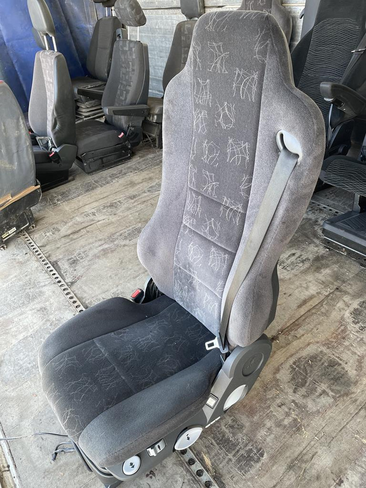 MERCEDES-BENZ ATEGO 3 AIR DRIVER SEAT - Sedište za Kamion: slika 3 MERCEDES-BENZ ATEGO 3 AIR DRIVER SEAT - Sedište za Kamion: slika 3