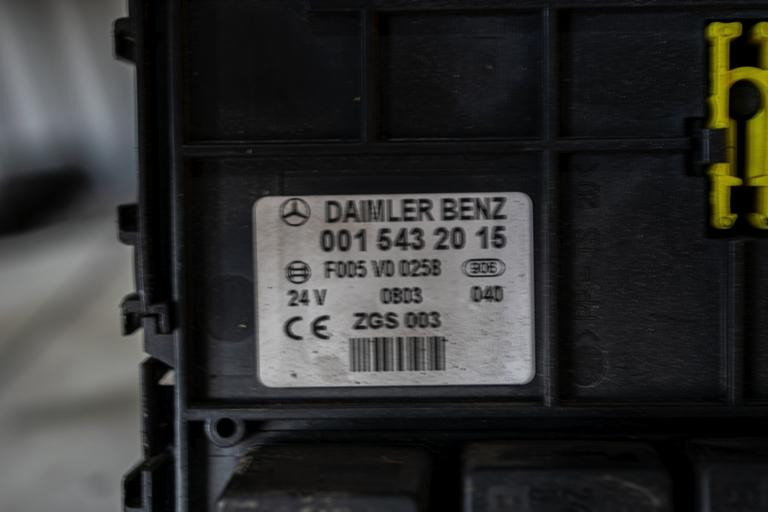 MERCEDES-BENZ ATEGO I - Osigurač za Kamion: slika 3 MERCEDES-BENZ ATEGO I - Osigurač za Kamion: slika 3