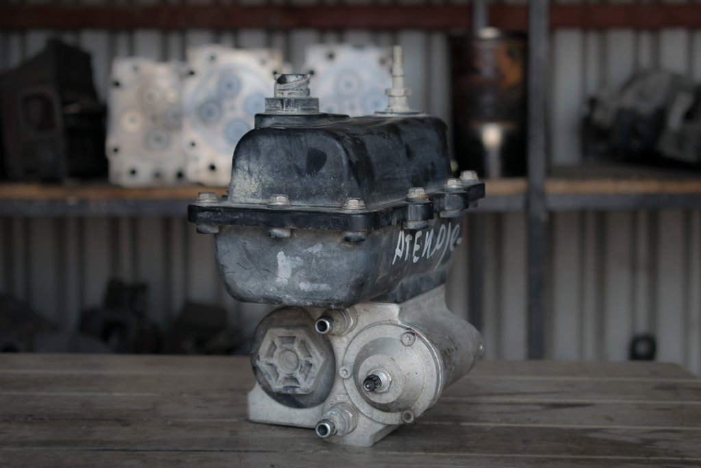 MERCEDES-BENZ PUMP - ADBLUE FUEL INJECTION UNIT FOR ATEGO - ACTROS - Izduvni sistem za Kamion: slika 2 MERCEDES-BENZ PUMP - ADBLUE FUEL INJECTION UNIT FOR ATEGO - ACTROS - Izduvni sistem za Kamion: slika 2