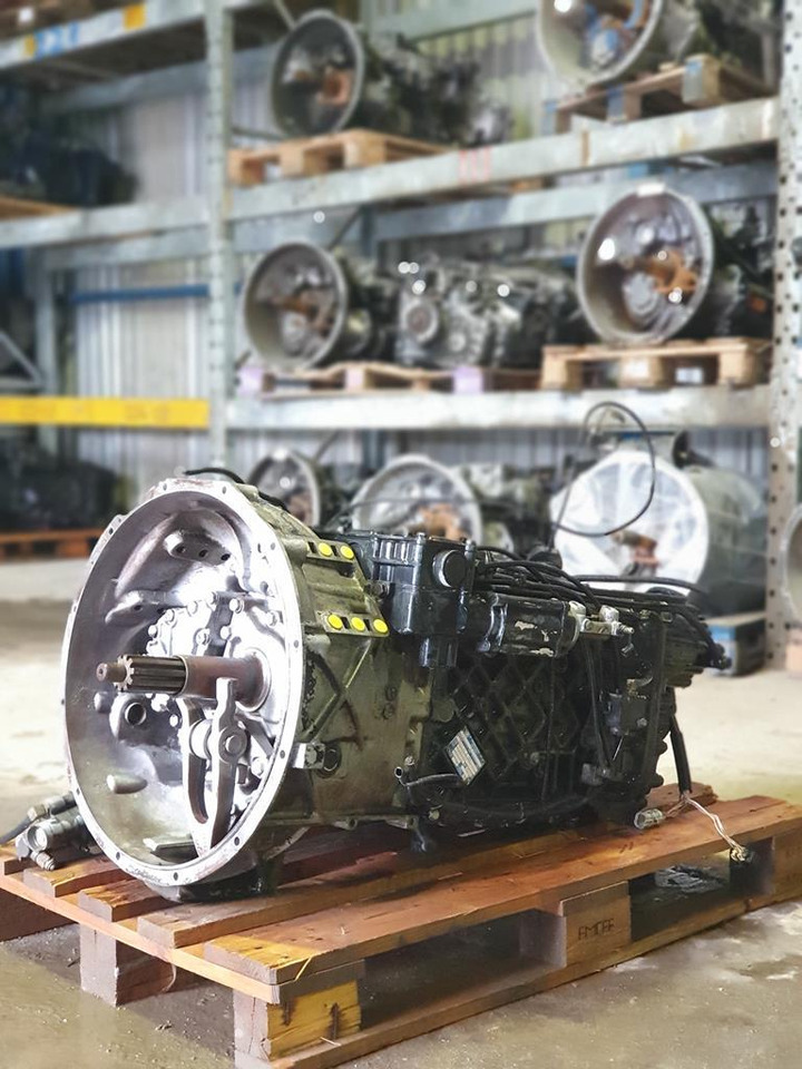 ZF 16 S 181 FOR MAN TGA - HYDRAULIC LEVER 1-1 WITHOUT INTARDER - Menjač za Kamion: slika 3 ZF 16 S 181 FOR MAN TGA - HYDRAULIC LEVER 1-1 WITHOUT INTARDER - Menjač za Kamion: slika 3