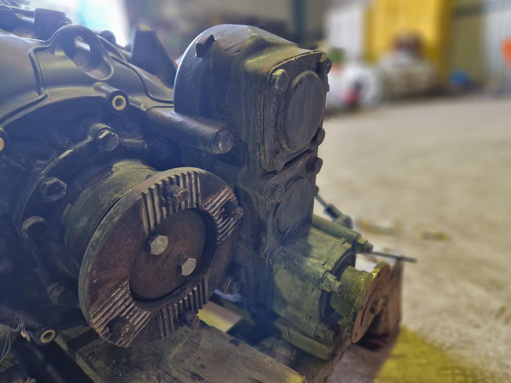 ZF P.T.O ASTRONIC N AS/10 B - 81.38100 - 6806 - Transmisija za Kamion: slika 3 ZF P.T.O ASTRONIC N AS/10 B - 81.38100 - 6806 - Transmisija za Kamion: slika 3