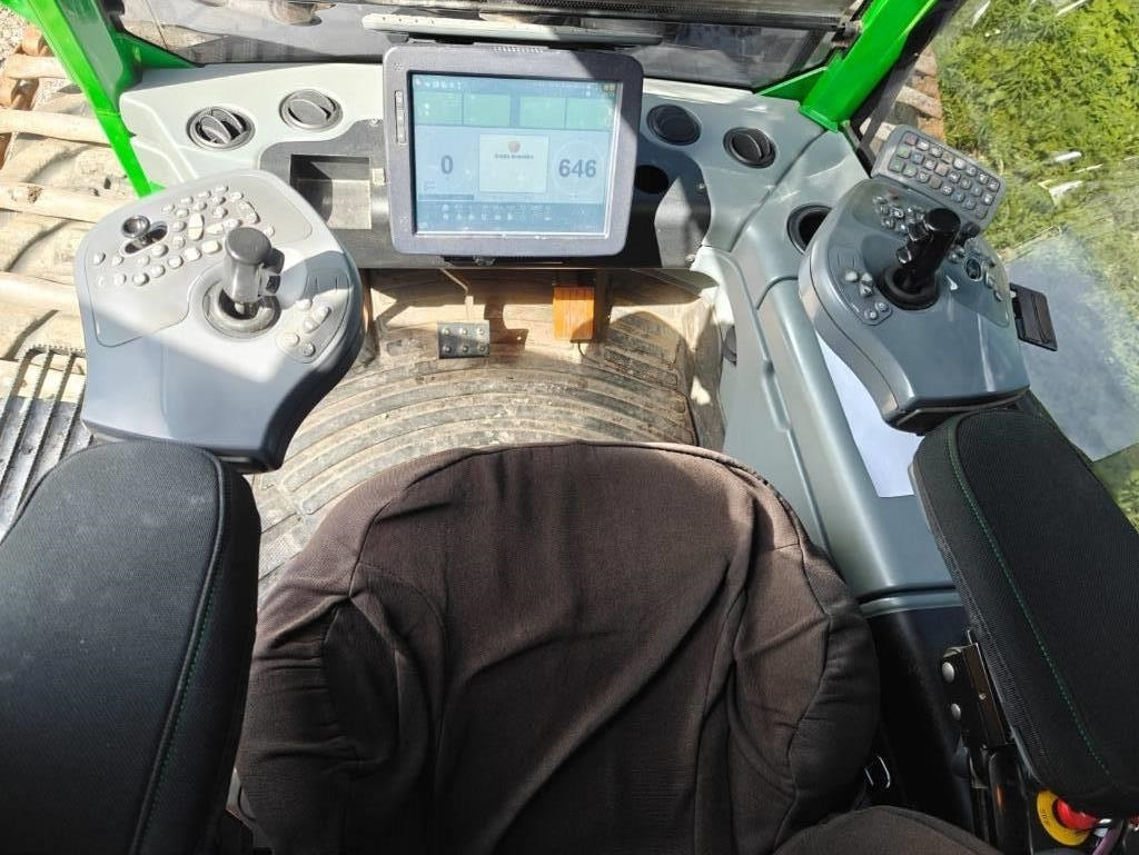 Lizing John Deere 1270 G John Deere 1270 G: slika 18 Lizing John Deere 1270 G John Deere 1270 G: slika 18