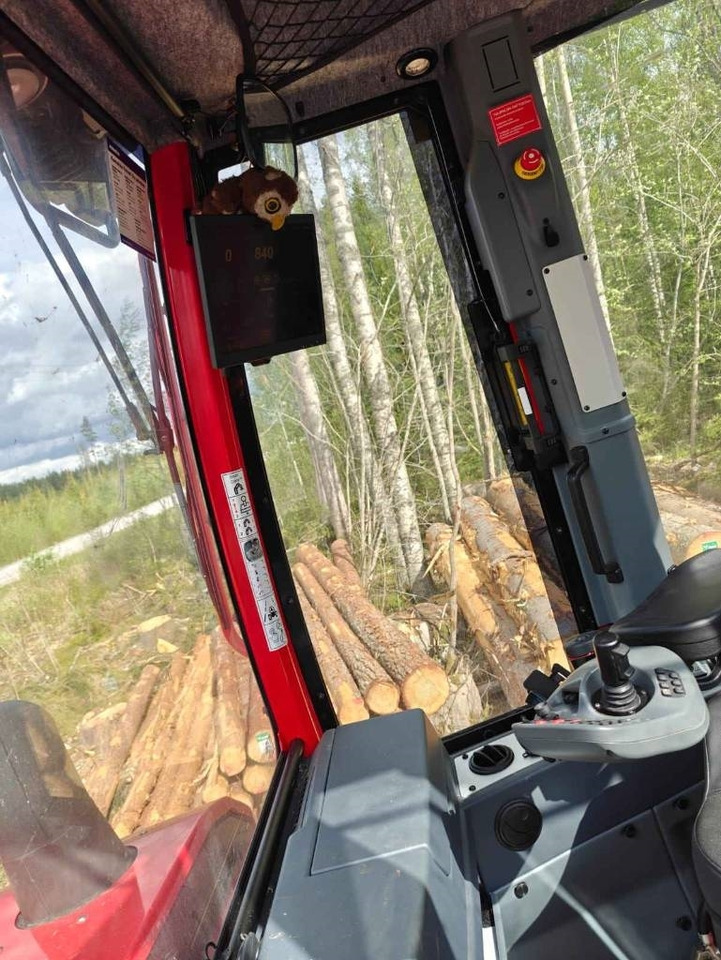 Prevoznik Komatsu 855: slika 19