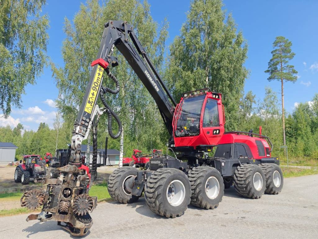 Komatsu 901 XC - Kombajn za šumarstvo: slika 1 Komatsu 901 XC - Kombajn za šumarstvo: slika 1