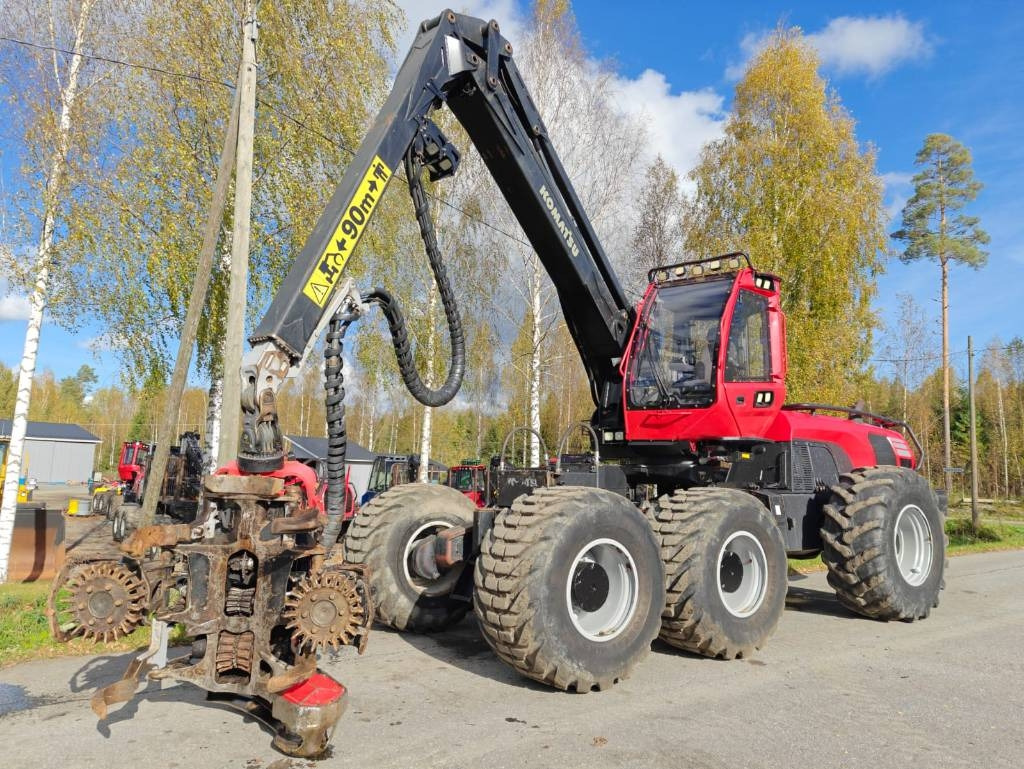 Komatsu 951 - Kombajn za šumarstvo: slika 1 Komatsu 951 - Kombajn za šumarstvo: slika 1