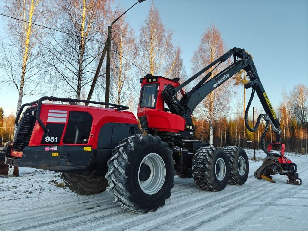 Komatsu 951 - Kombajn za šumarstvo: slika 5 Komatsu 951 - Kombajn za šumarstvo: slika 5