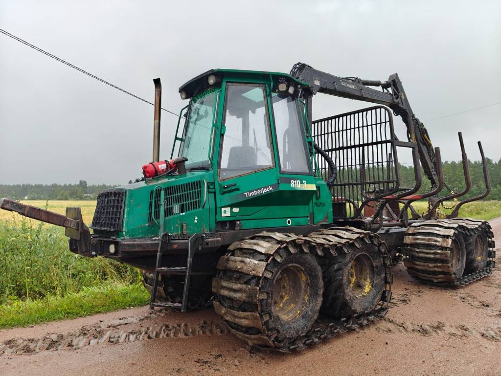 Timberjack 810 B - Prevoznik: slika 1 Timberjack 810 B - Prevoznik: slika 1