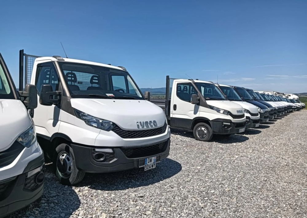 Iveco 35C13, 35C12, 35C14, 35C15 - Dostavno vozilo hladnjača: slika 4 Iveco 35C13, 35C12, 35C14, 35C15 - Dostavno vozilo hladnjača: slika 4