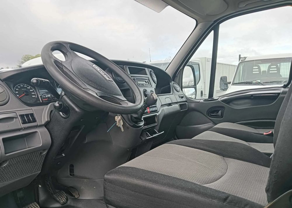 Iveco 35C13, 35C12 - Dostavno vozilo kiper: slika 5 Iveco 35C13, 35C12 - Dostavno vozilo kiper: slika 5