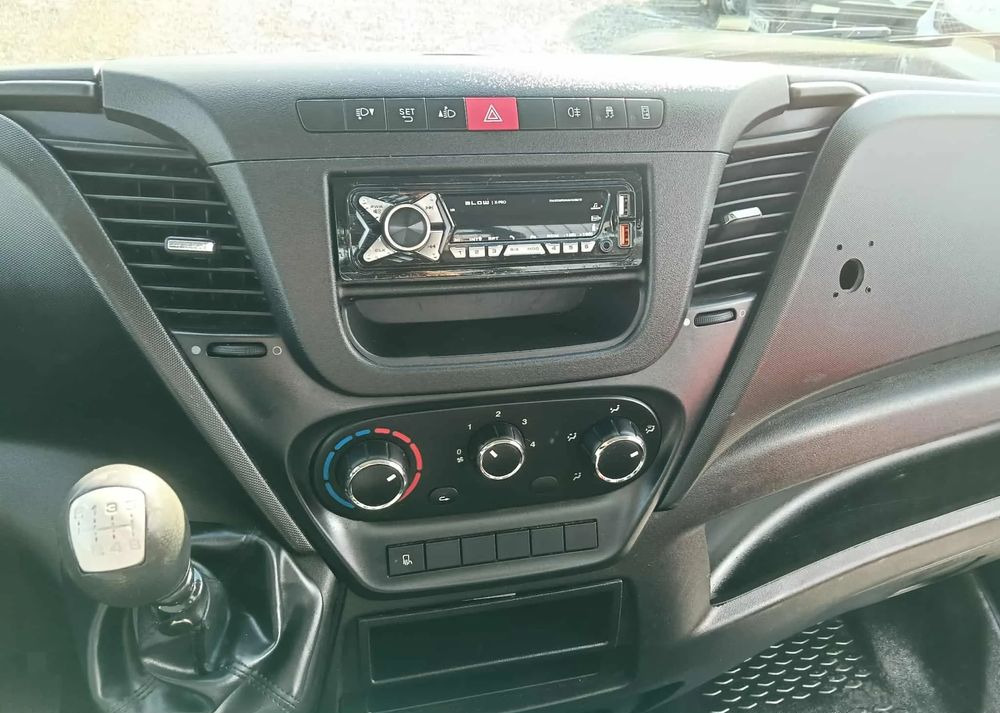 Lizing  Iveco DAILY 35C13, 35C12, 35C14, 35C15 Iveco DAILY 35C13, 35C12, 35C14, 35C15: slika 10