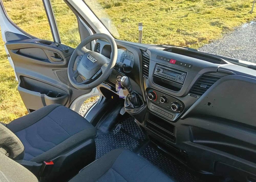 Iveco DAILY 35C13, 35C13, 35C15 - Dostavno vozilo kiper: slika 3 Iveco DAILY 35C13, 35C13, 35C15 - Dostavno vozilo kiper: slika 3