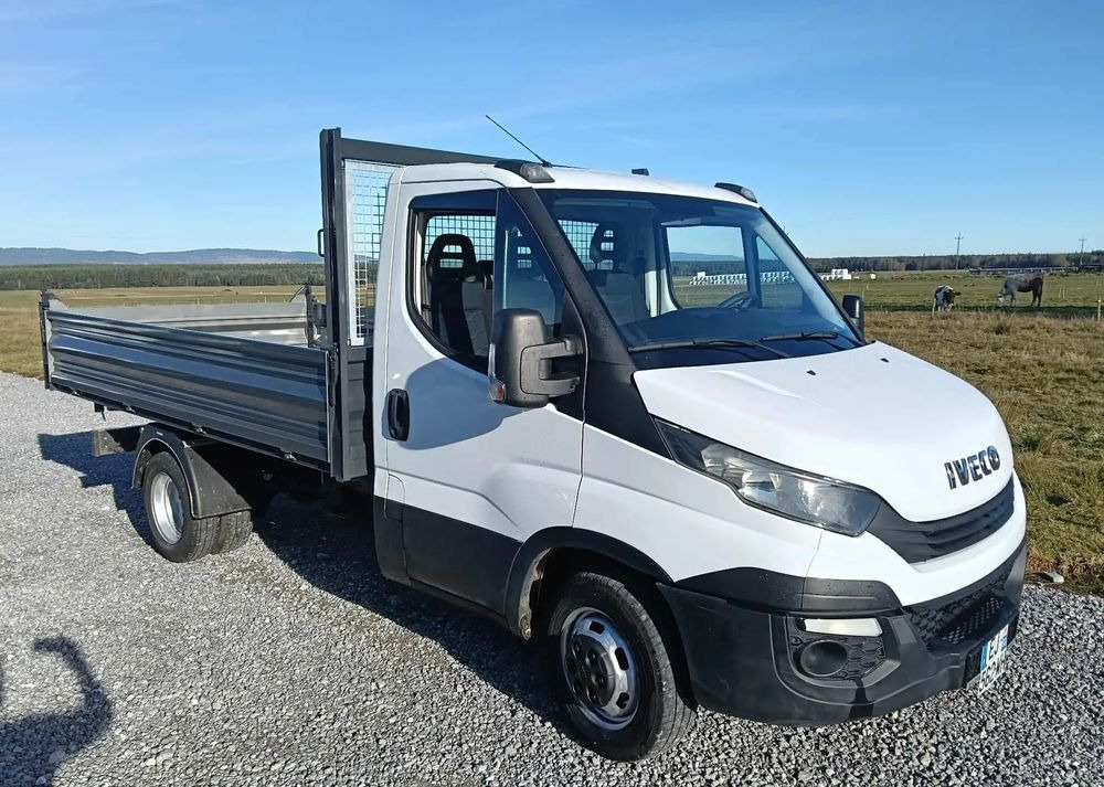 Iveco DAILY 35C13, 35C13, 35C15 - Dostavno vozilo kiper: slika 4 Iveco DAILY 35C13, 35C13, 35C15 - Dostavno vozilo kiper: slika 4