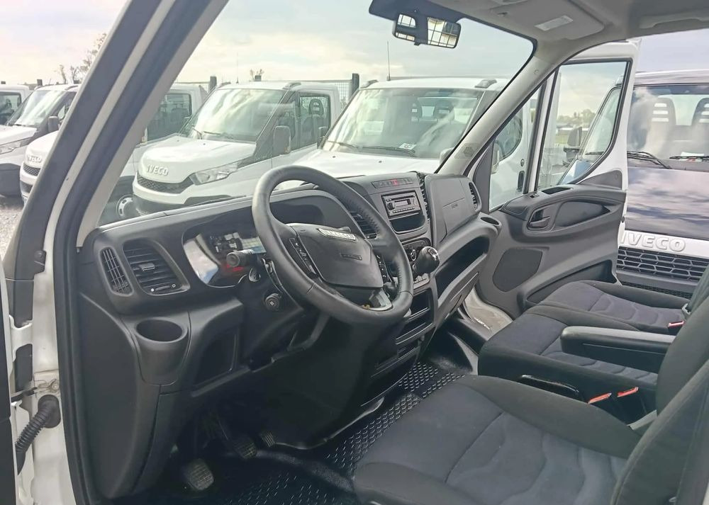 Iveco DAILY 35C14, 35C13, 35C12, 35C15 - Dostavno vozilo kiper: slika 4 Iveco DAILY 35C14, 35C13, 35C12, 35C15 - Dostavno vozilo kiper: slika 4