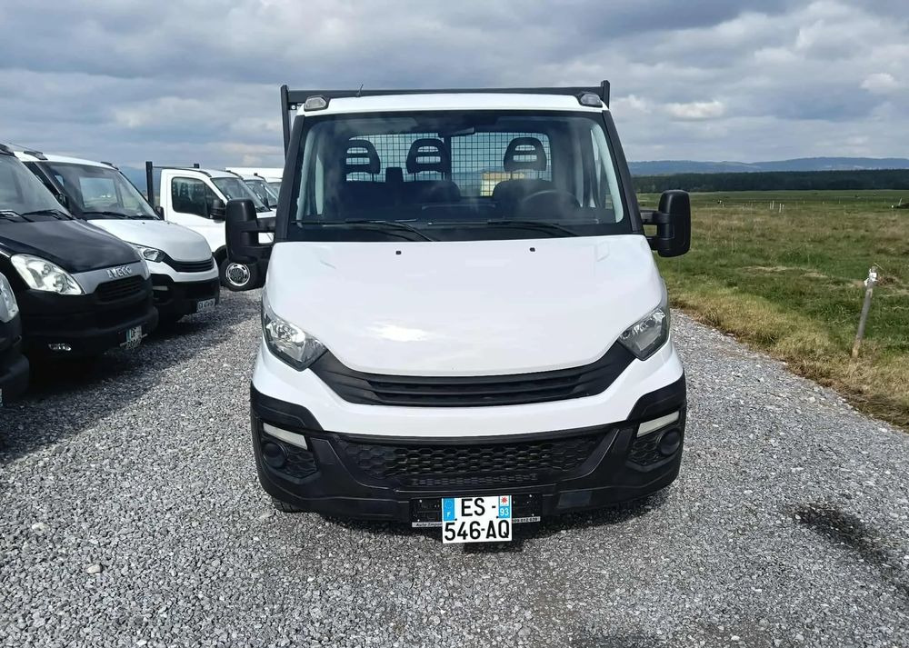Iveco DAILY 35C14, 35C13, 35C12, 35C15 - Dostavno vozilo kiper: slika 4 Iveco DAILY 35C14, 35C13, 35C12, 35C15 - Dostavno vozilo kiper: slika 4