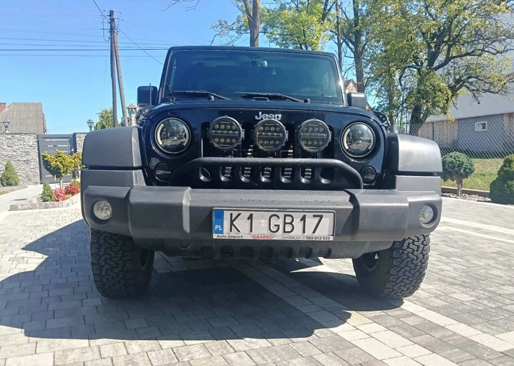 Jeep Wrangler 2.8 CRD Sport - Kabriolet: slika 4 Jeep Wrangler 2.8 CRD Sport - Kabriolet: slika 4