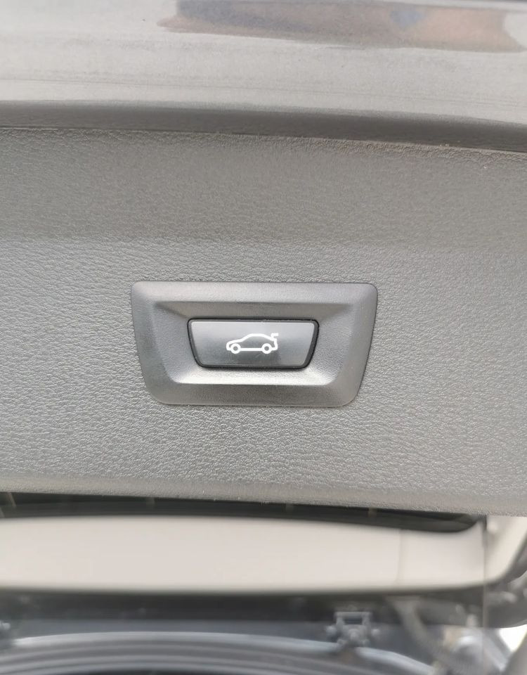 Karavan BMW X1 sDrive16d: slika 10